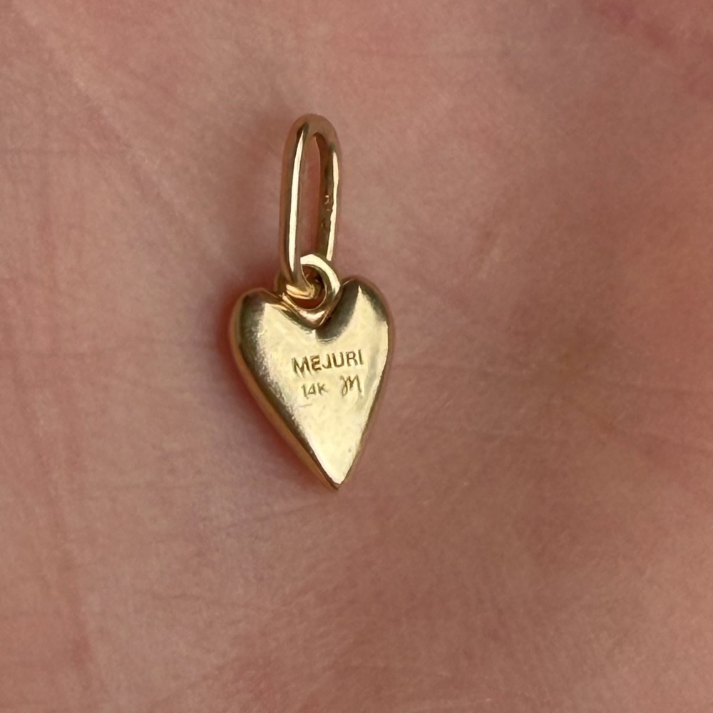 Mejuri 14k heart pendant - Picture 3 of 3